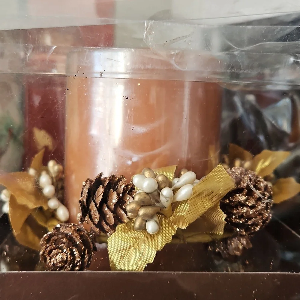Pier 1 candle still